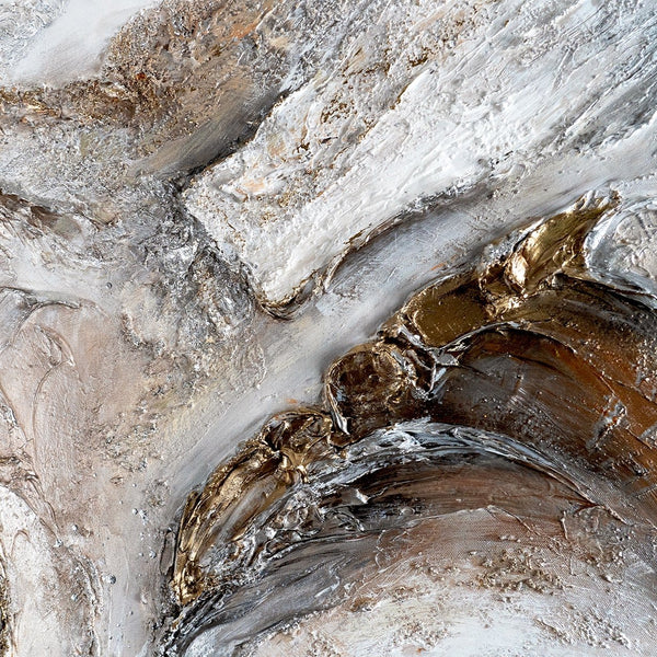 Nahaufnahme des Acrylbilds mit Schichten aus Beige und Gold