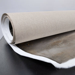 Gerolltes Gemälde auf Leinwand, ungespannt