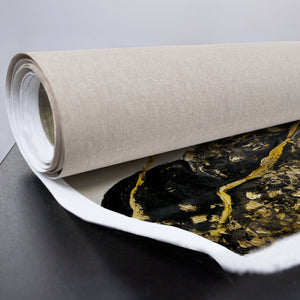 Abstrakte Leinwand mit Gold- und Schwarztönen