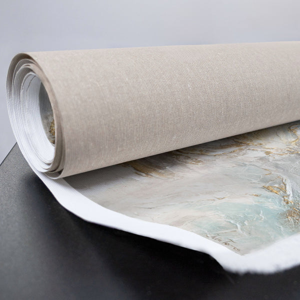 Detailbild der grauen und goldfarbenen Struktur