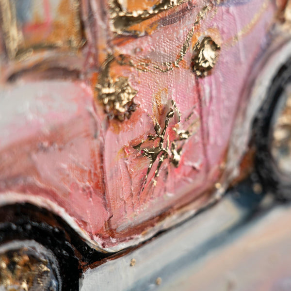 gemälde auf leinwand Nahaufnahme von pastellblauem Auto mit Goldakzenten