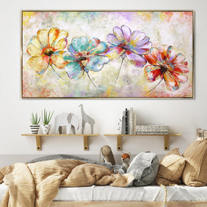 Raumansicht mit dem Blumenbild an der Wand