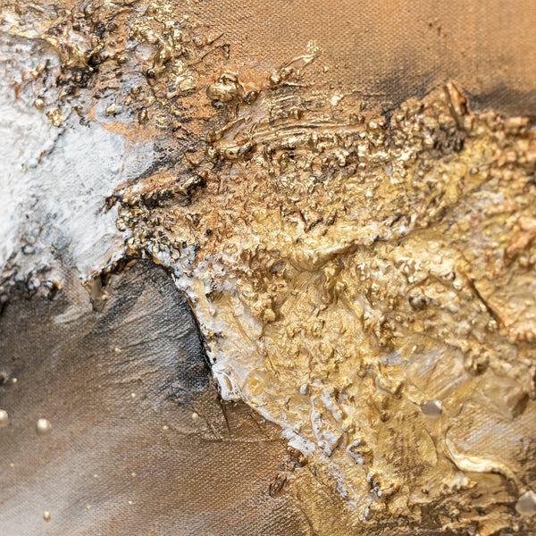 Strukturdetails in Weiß, Grau und Gold auf Acrylbild