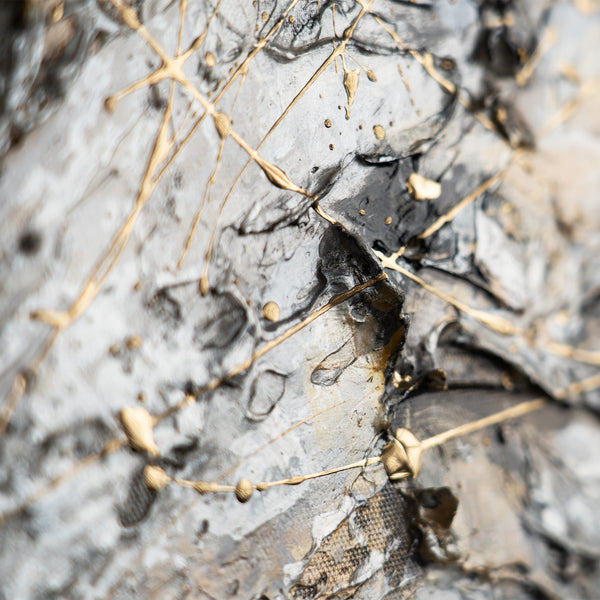 Strukturierte Oberfläche Gold Grau handgemalt Detail Kunst